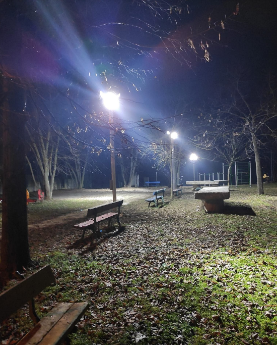 Illuminare con led per la sicurezza del parco giochi a Frassinello Monferrato Maxvh