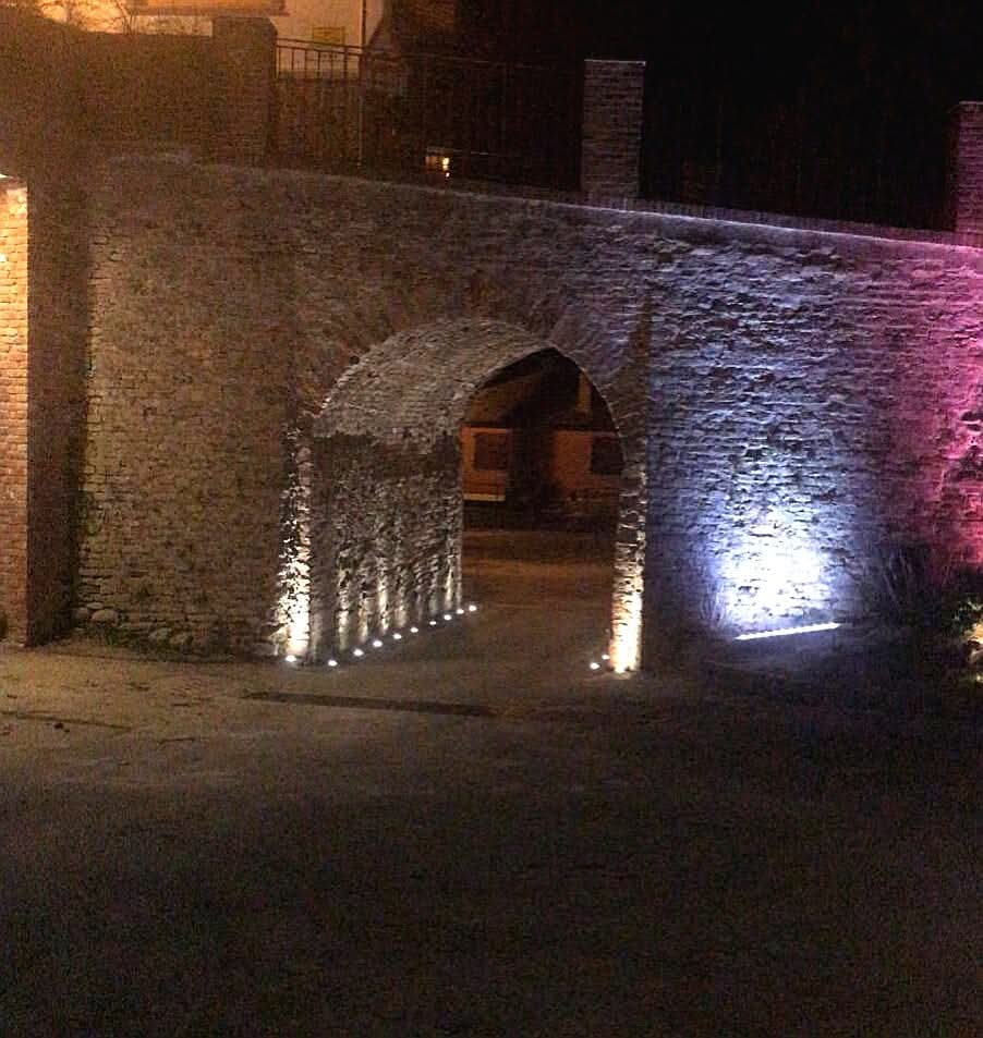 Illuminazione fissa a Fontanile